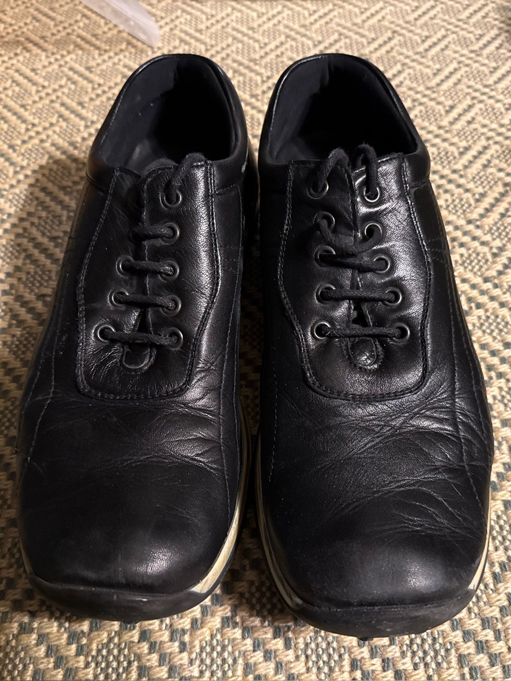 Men’s Bruno Magli sneakers